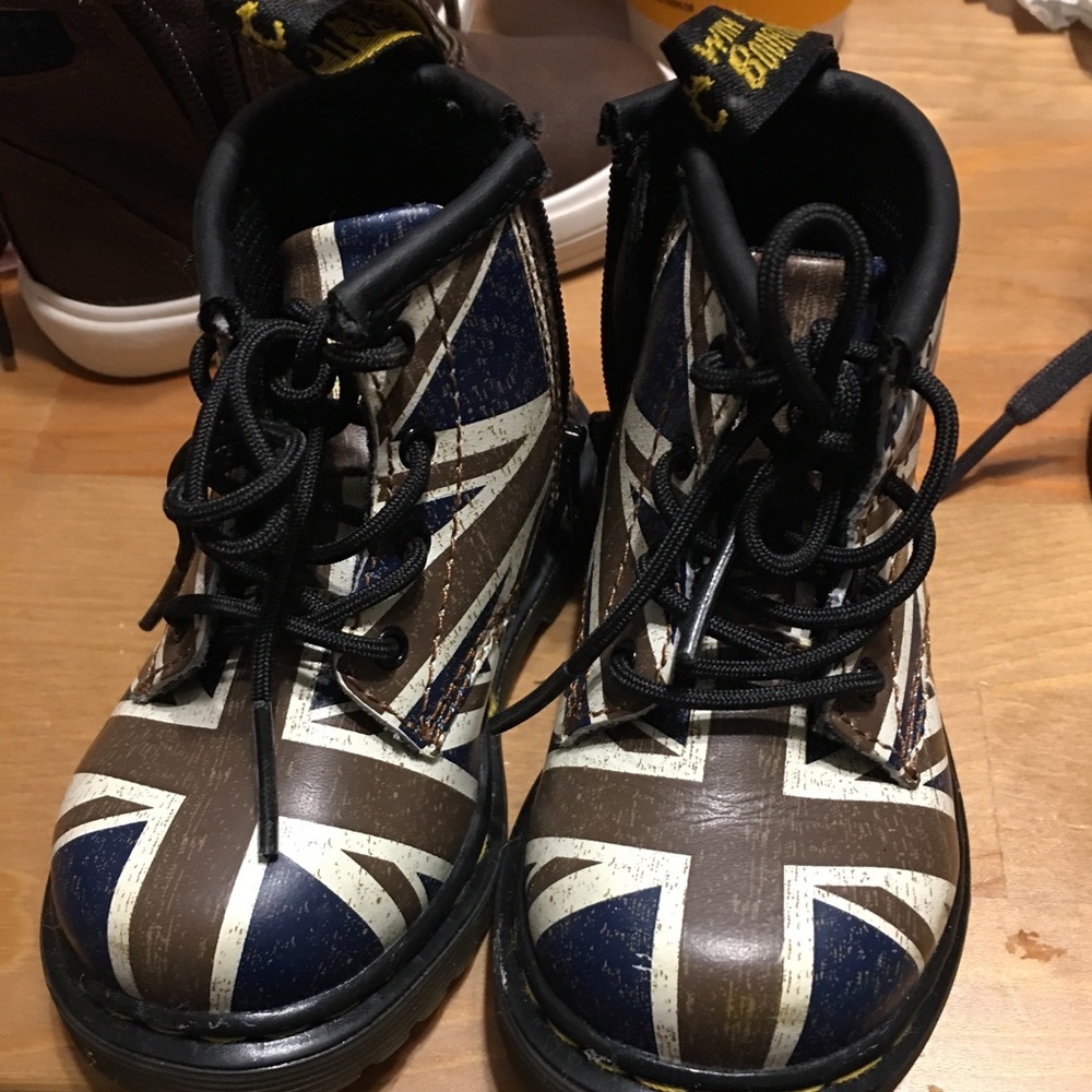 Dr marten toddler 🇬🇧 Britain boots